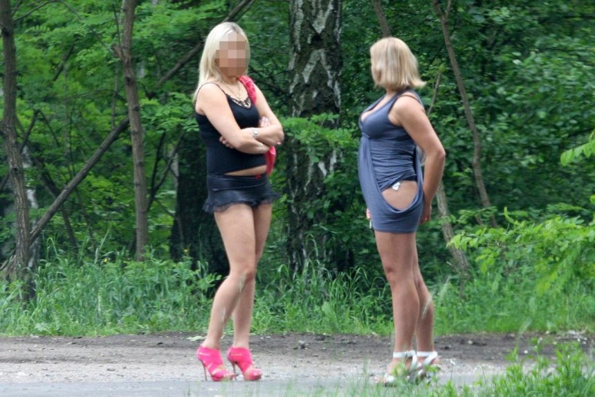 Плечевые подруги