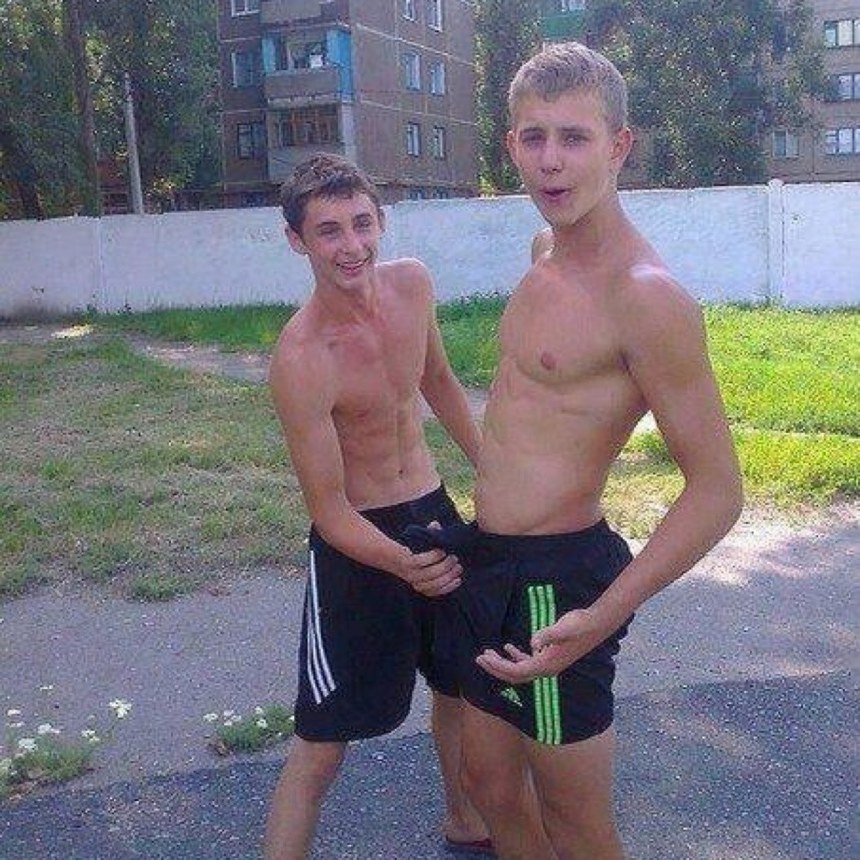 Парни школьники в тру Ах