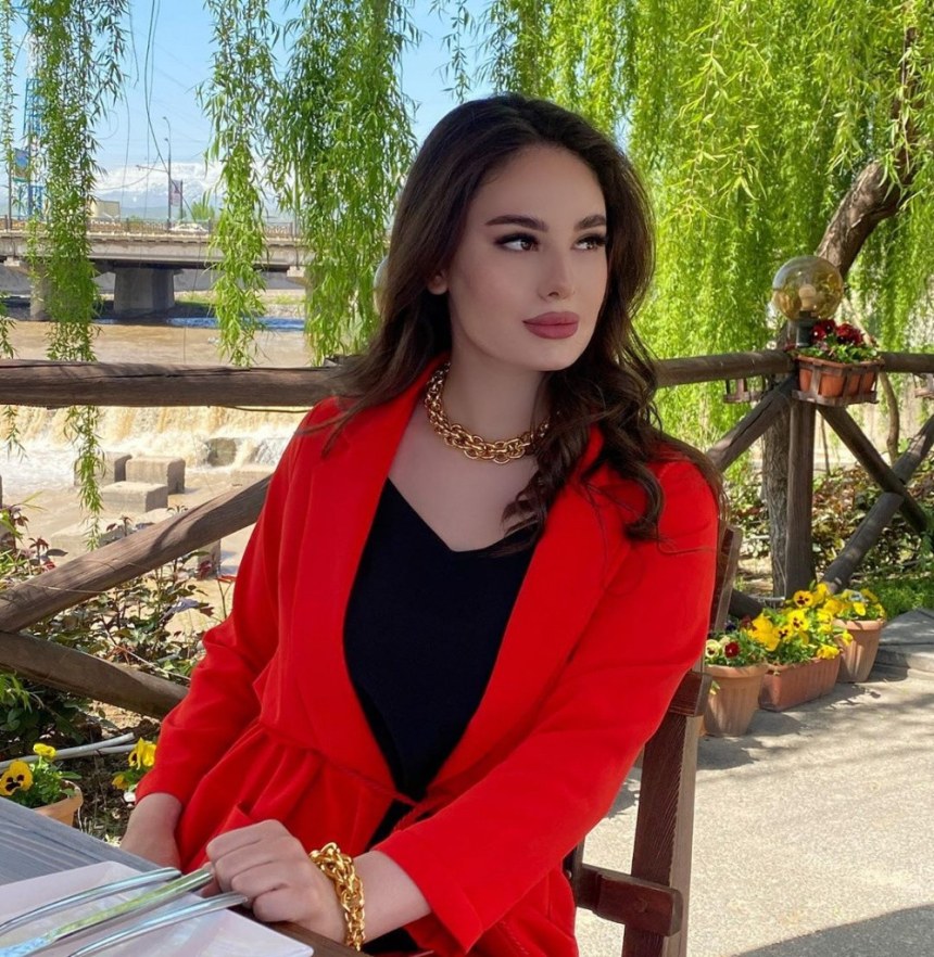 Мадина Парсаева