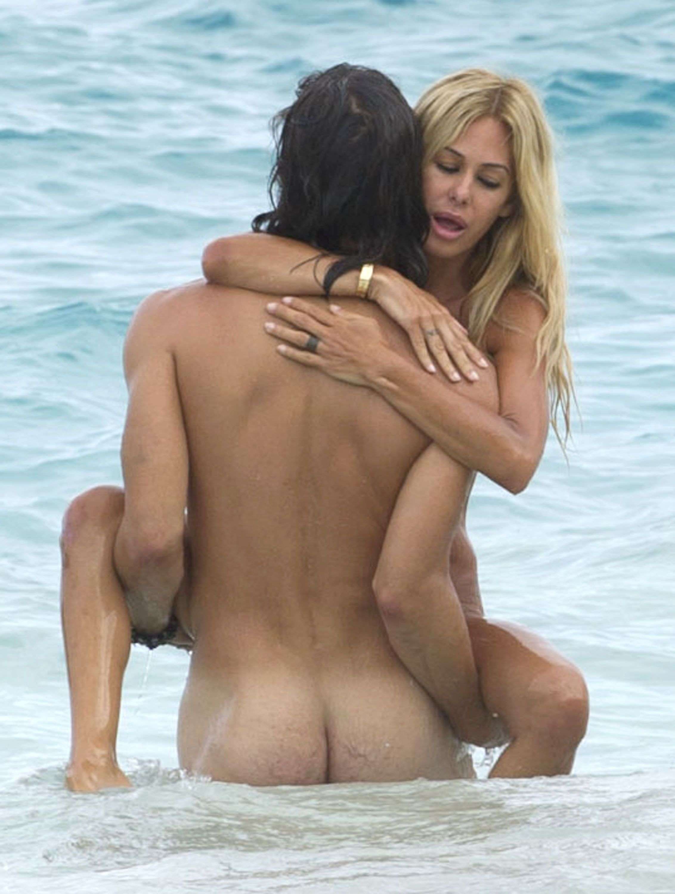 Naked beach celebs