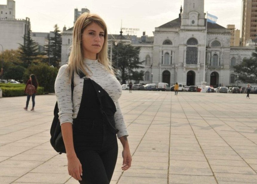 Соня Пелиццари слив